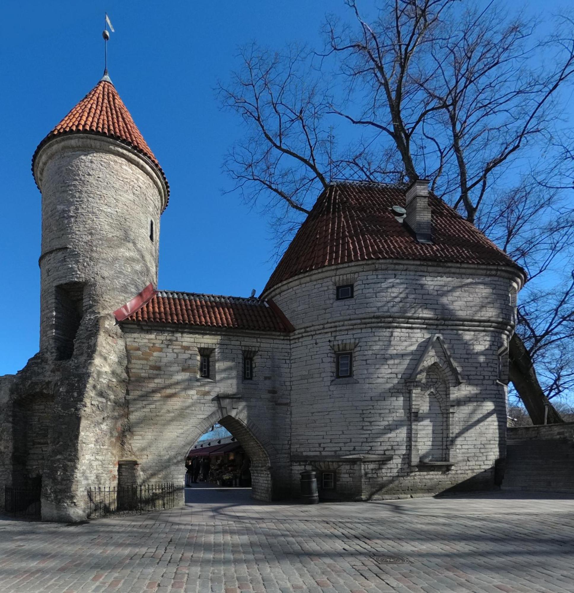 Urban Escape In Tallinn'S Heart Экстерьер фото